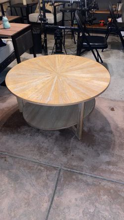 coffe table made with oak and some white wash