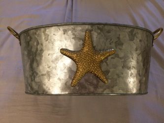 Cold beverage container