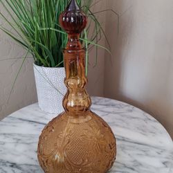 $20 Vintage Amber Glass Decanter Bottle with Stopper. Tiara/Indiana Sandwich Daisy Pattern