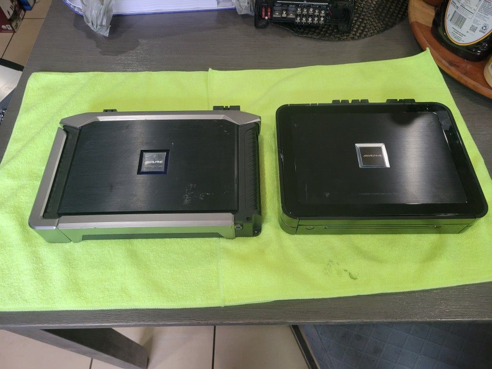 2 AMPLIFIER ALPINE