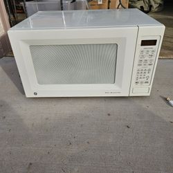 Extra Deep Microwave