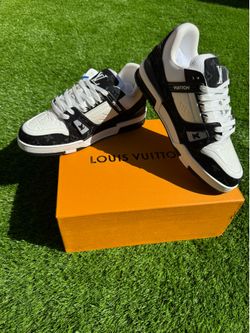 White & Black  Louis Vuitton Sneaker