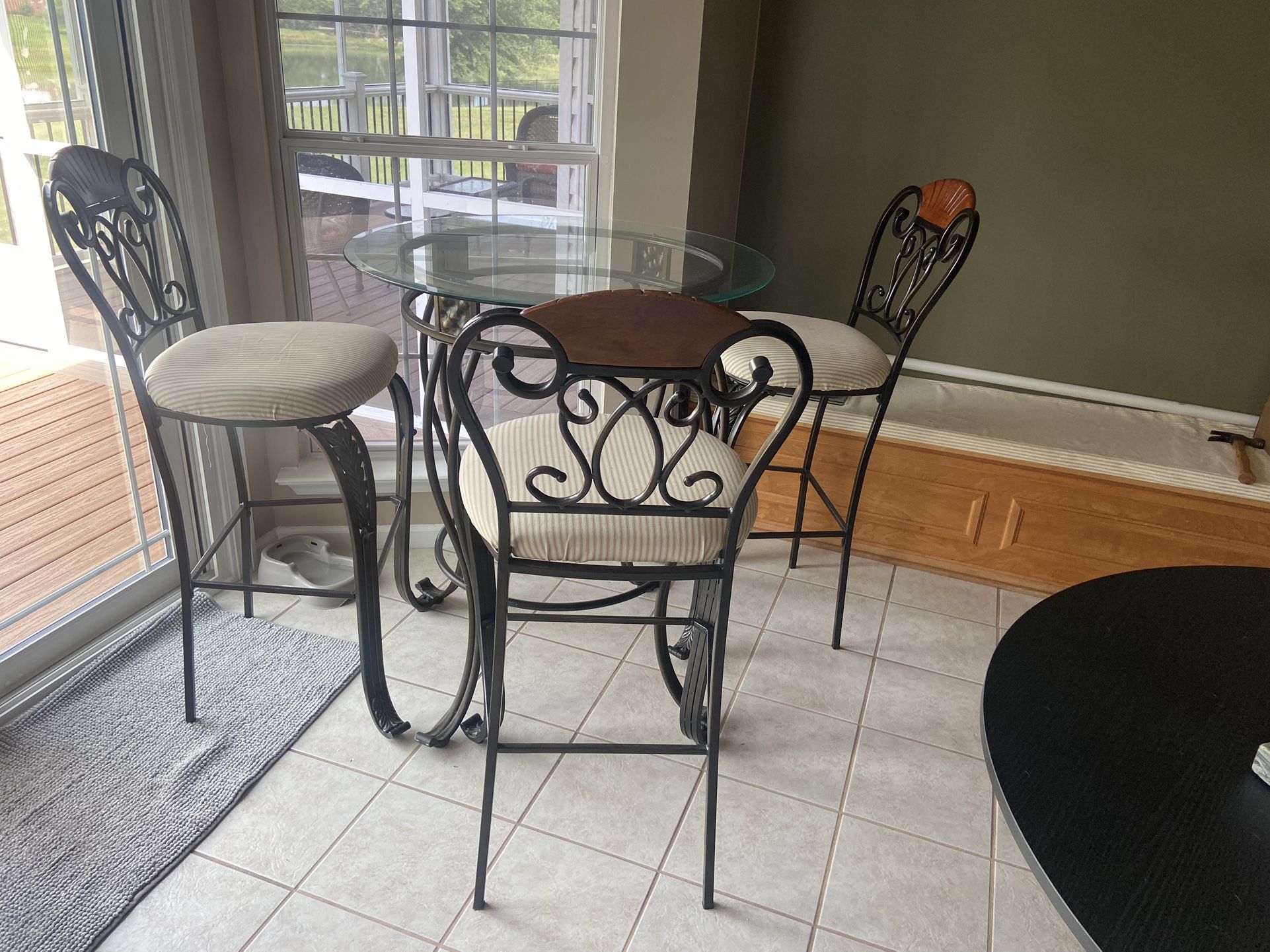 Pre-own Round Glass Table Set , Height Table and Chairs Counter Height Dining Table with 3 Stools, Metal Frame