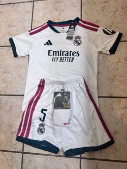 UNIFORME PARA NIÑO DE EL CLUB REAL MADRID BELLINGHAM