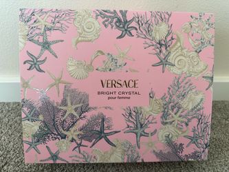 Versace Bright Crystal Pour Femme Gift Set