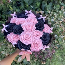 Spooky eternal flowers