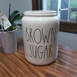 Rae Dunn Brown Sugar 