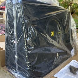 Kicker CompC Subwoofer   10’  4 OHM  44TCWC104  (Brand New)