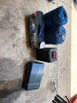 Camping Tent/Lanterns/Stove/sleeping bags