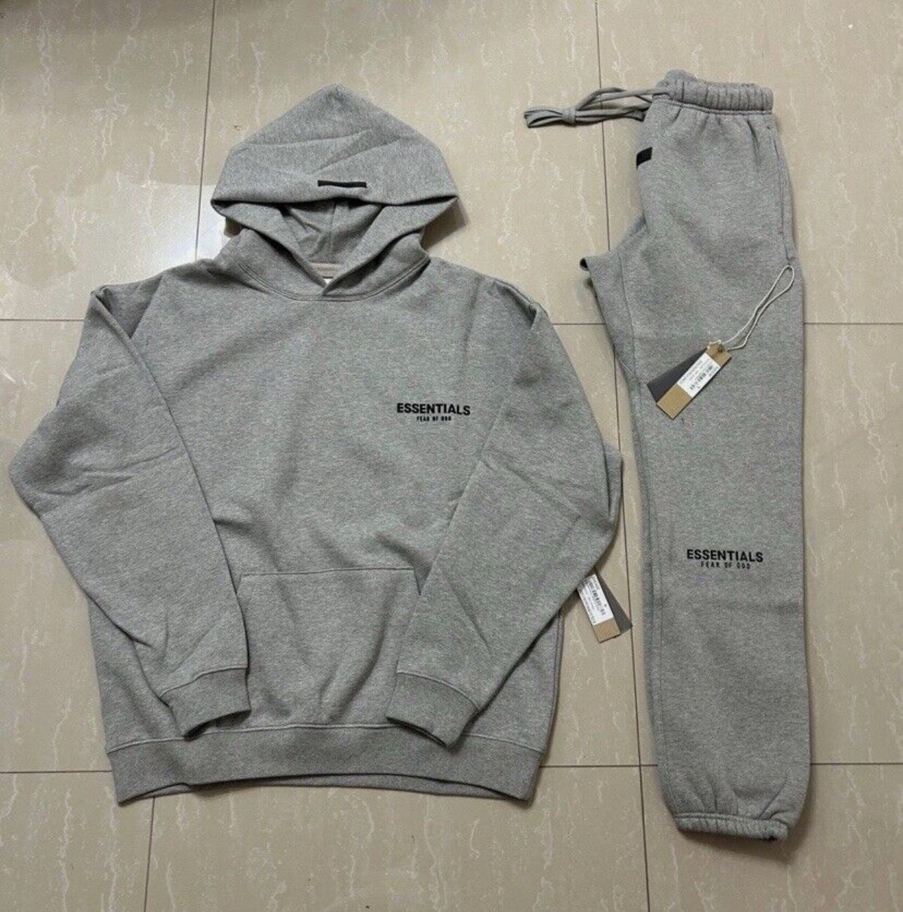 Essentials Sets