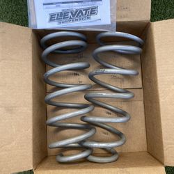 2023 Toyota forerunner rear springs