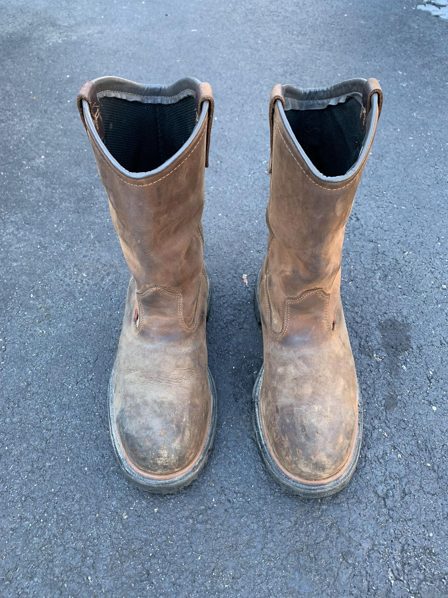 Rarely Worn Steel Toe Redwing DynaForce 2272 8” pull ups work boots