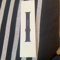 Apple black sports been