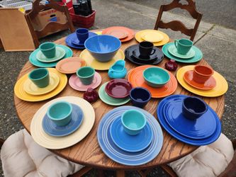 Bauer Las Angeles ringware/fiesta ware