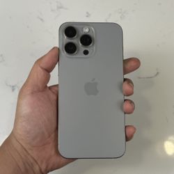 iPhone 15 Pro Max 256Gb Unlocked