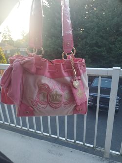 Pink Juicy Couture Daydreamer