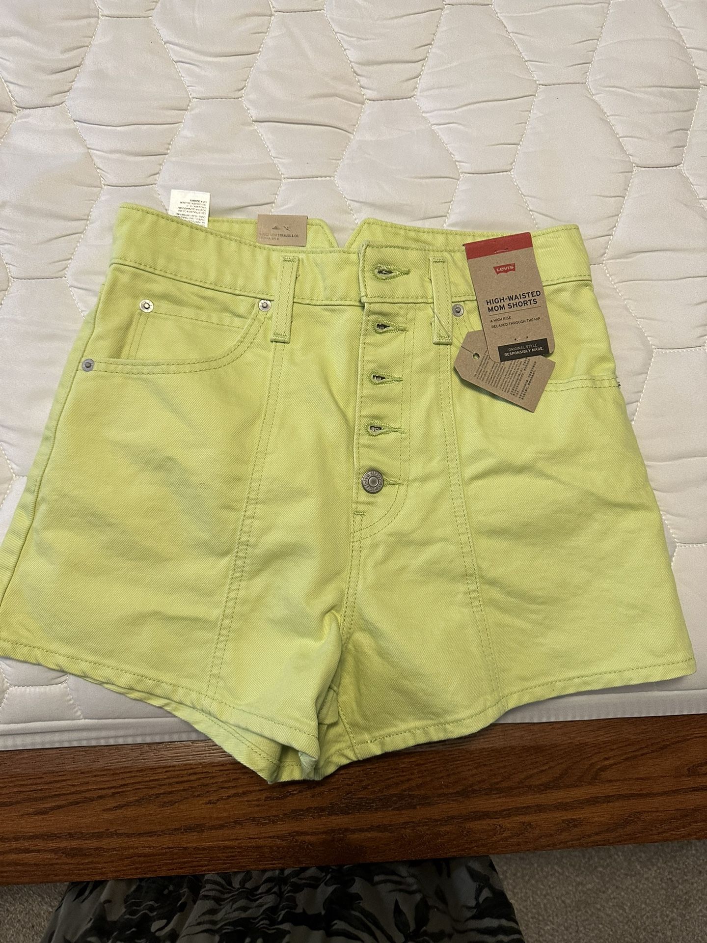 Green Women Levi’s