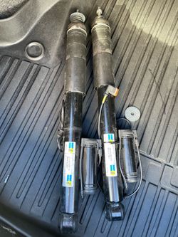 Mercedes e55 rear shocks