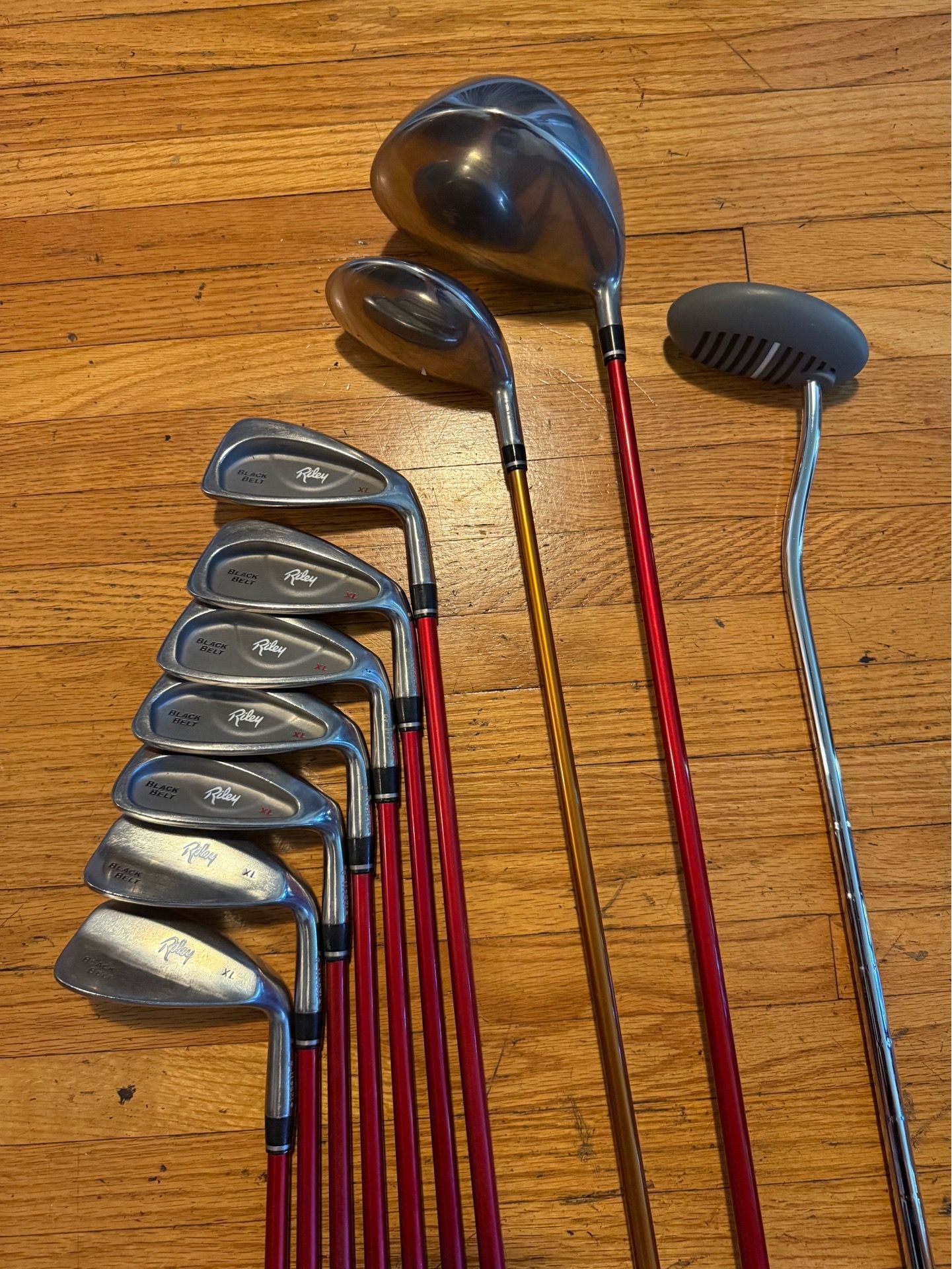 Riley Golf Club Set / 10 clubs / Ram Zebra Putter / Stiff Flex for Sale ...