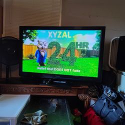  52in Panasonic Viera