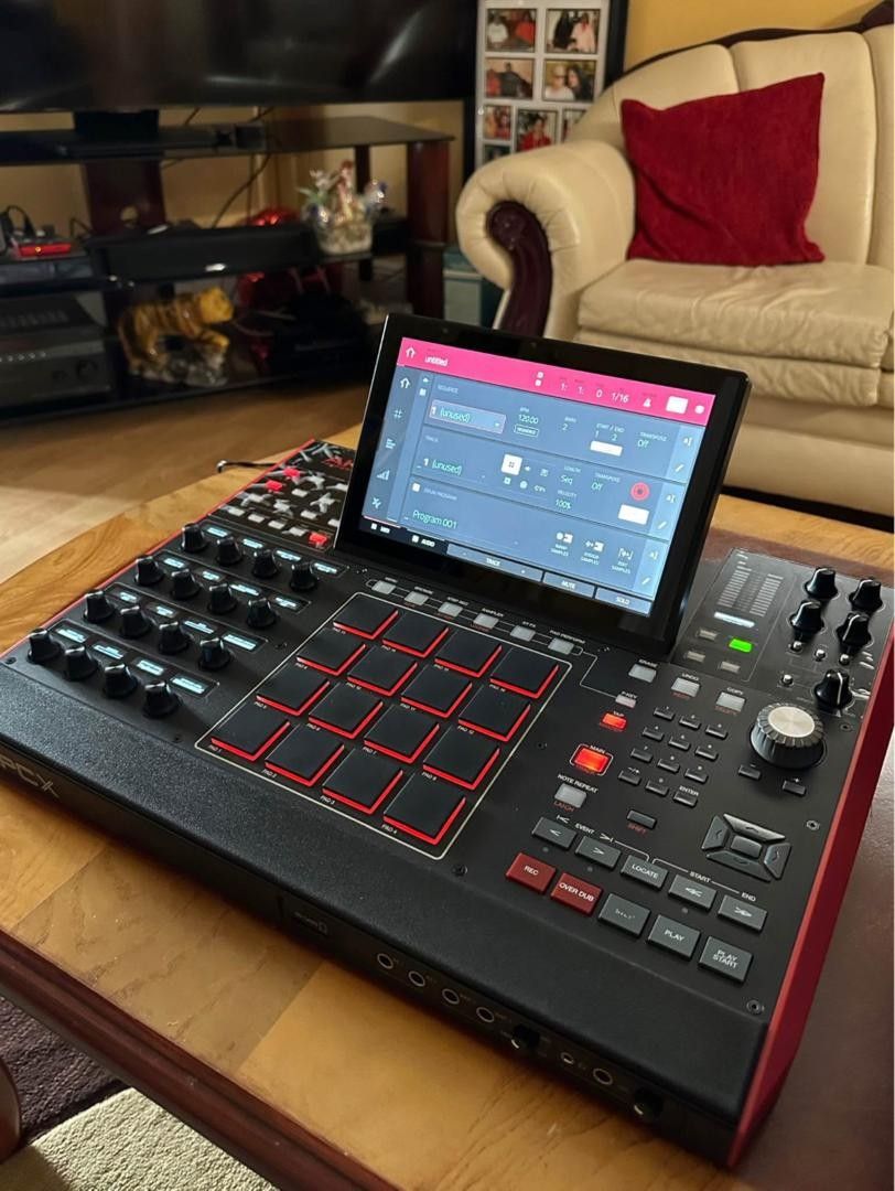 Akai-MPC-X