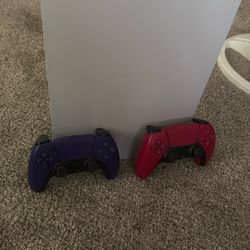 Ps5 (2 Controllers Included)