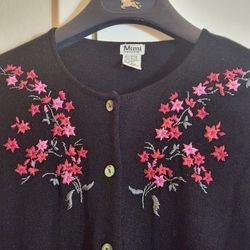 Mini Flower Sweater Size S