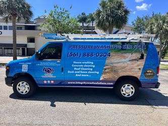 PRESSURE WASHING VAN FOR SALE