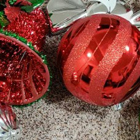 Extra Large Christmas Ornaments