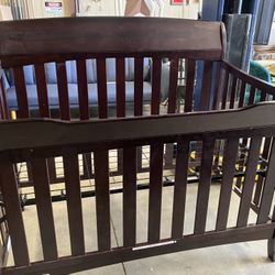 Graco 4 In 1 Crib