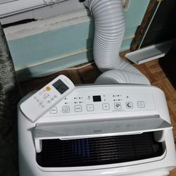 Insignia Portable AC