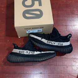 Yeezy 350 Oreo