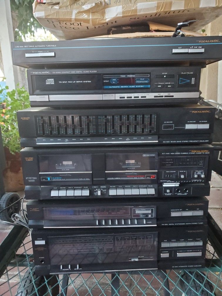 Vintage Realistic Brand Stereo System