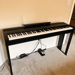 Kawai ES920 digital piano with stand