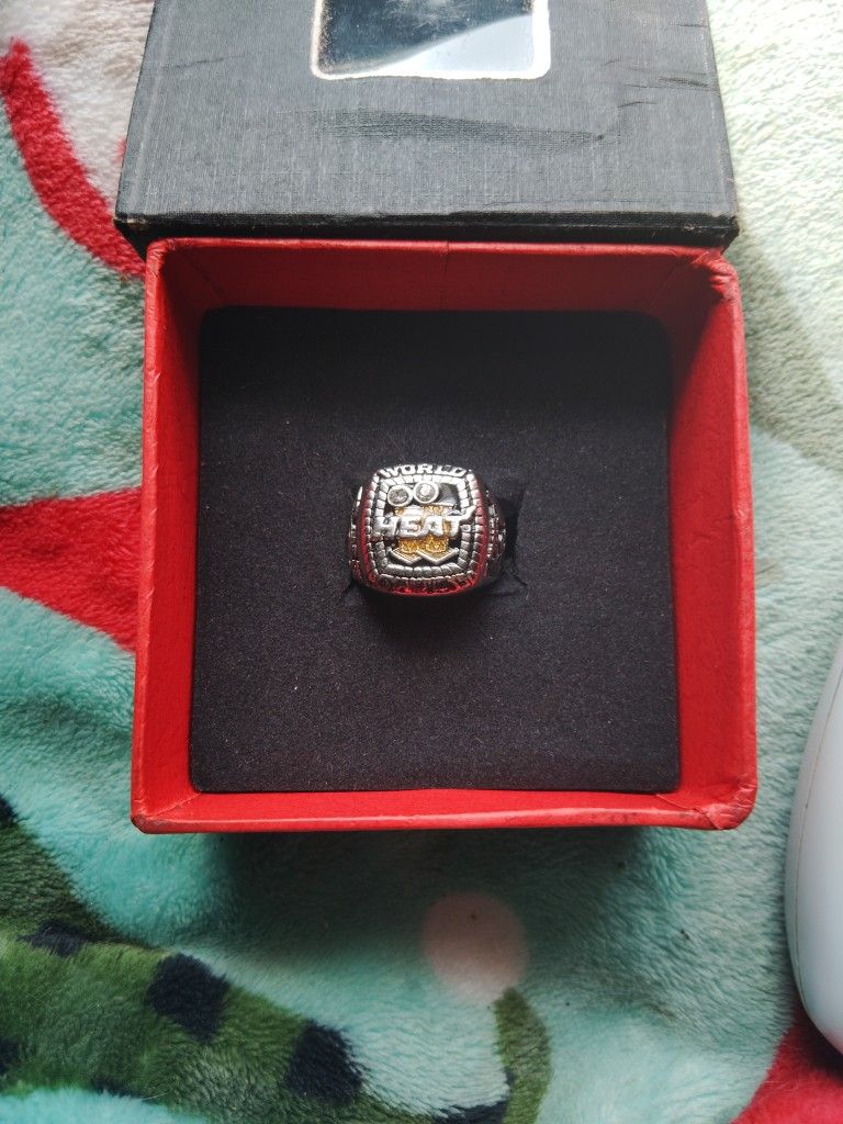 Champion Ship Ring 2013 Mami Heat