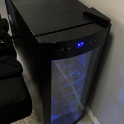 Mini Fridge 