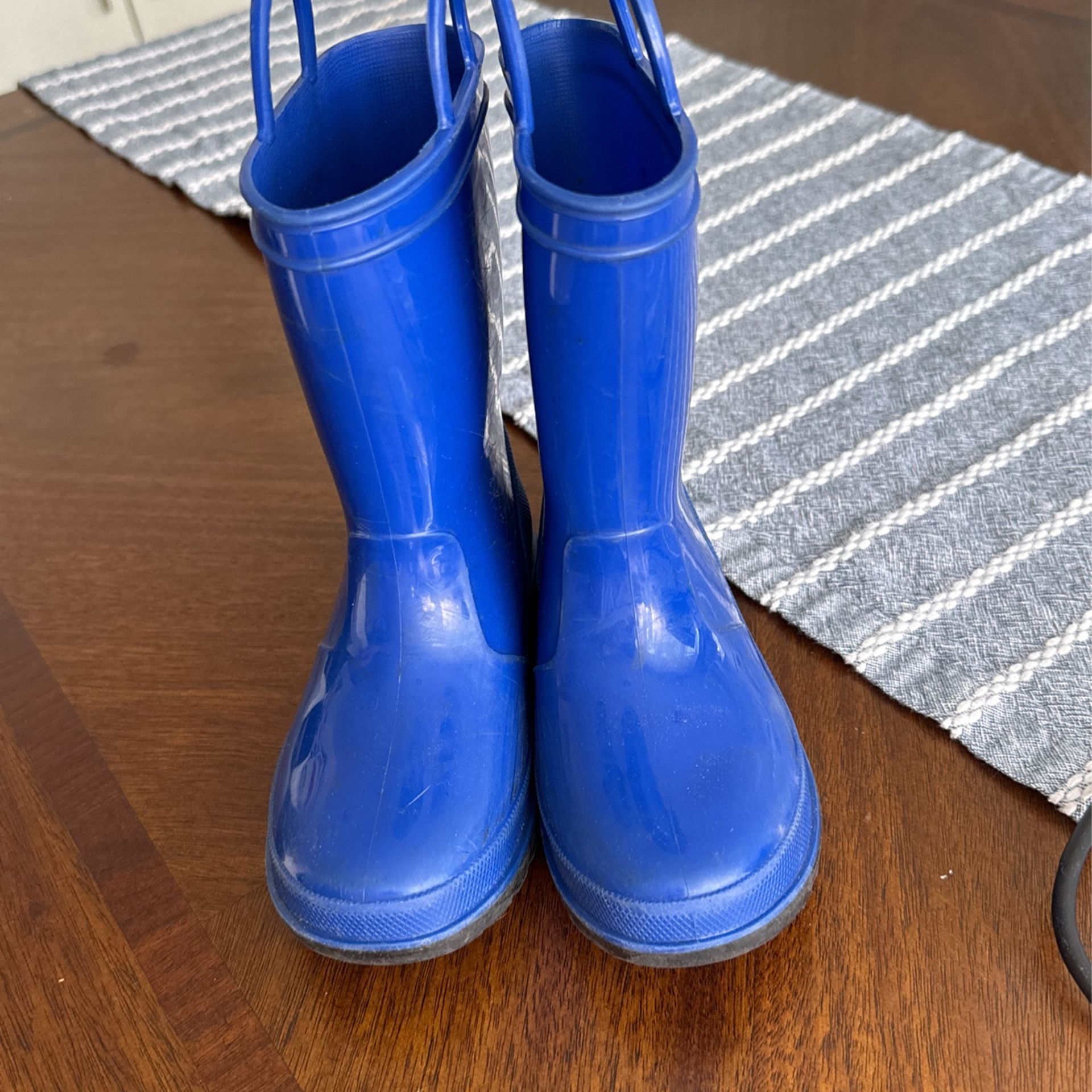 Rain Boots Size 10