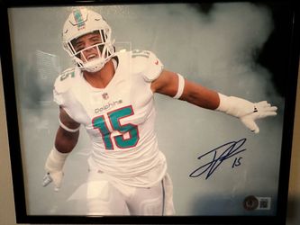 Jaelan Phillips signed 8x10 Beckett Dolphins Hurricanes Eagles