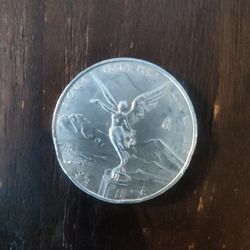 2015 MEXICAN SILVER LIBERTAD Ley .999. . $90
