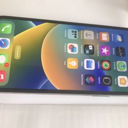 Apple iPhone X 64GB Unlocked 