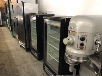Commercial Restaurant Equipment we sell fridges freezers mixers deli cases pizza ovens coffee makers stoves fryers and more