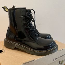 DrMarten Airwair Black Boots 