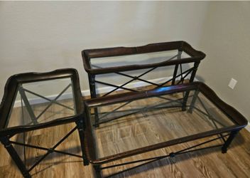 Set of 3 living room tables,