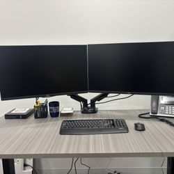 Dell 27 inch Monitors With Arm