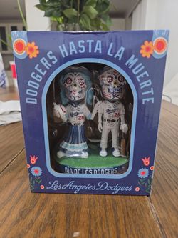 Dia de los Dodgers 2026 bobblehead