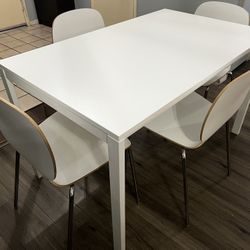 Dining Table With 4 Chairs 
