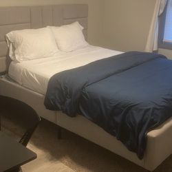 Queen Bed