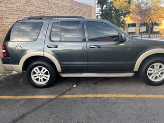 2010 Ford Explorer