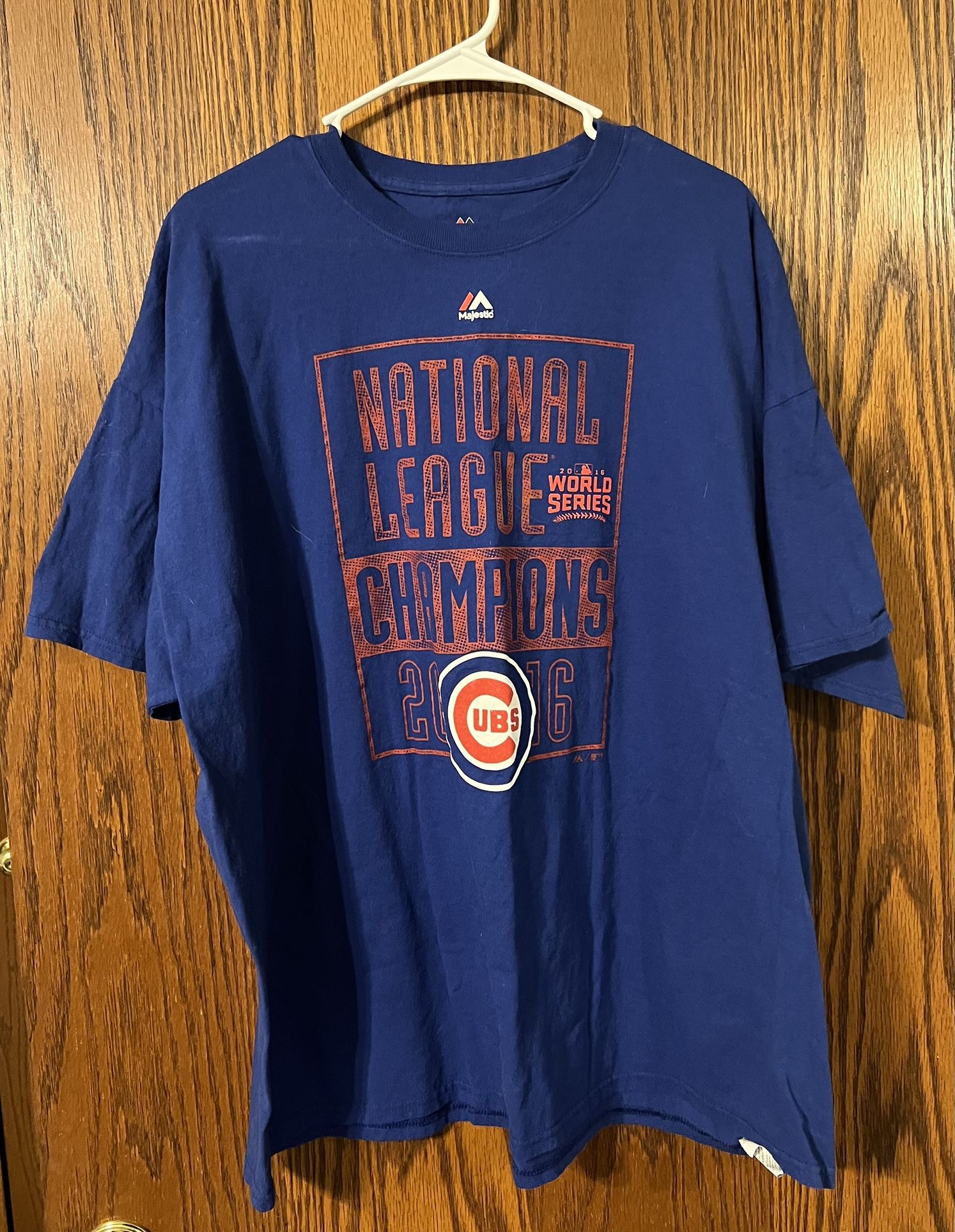 2XL Chicago Cubs Tee Shirt