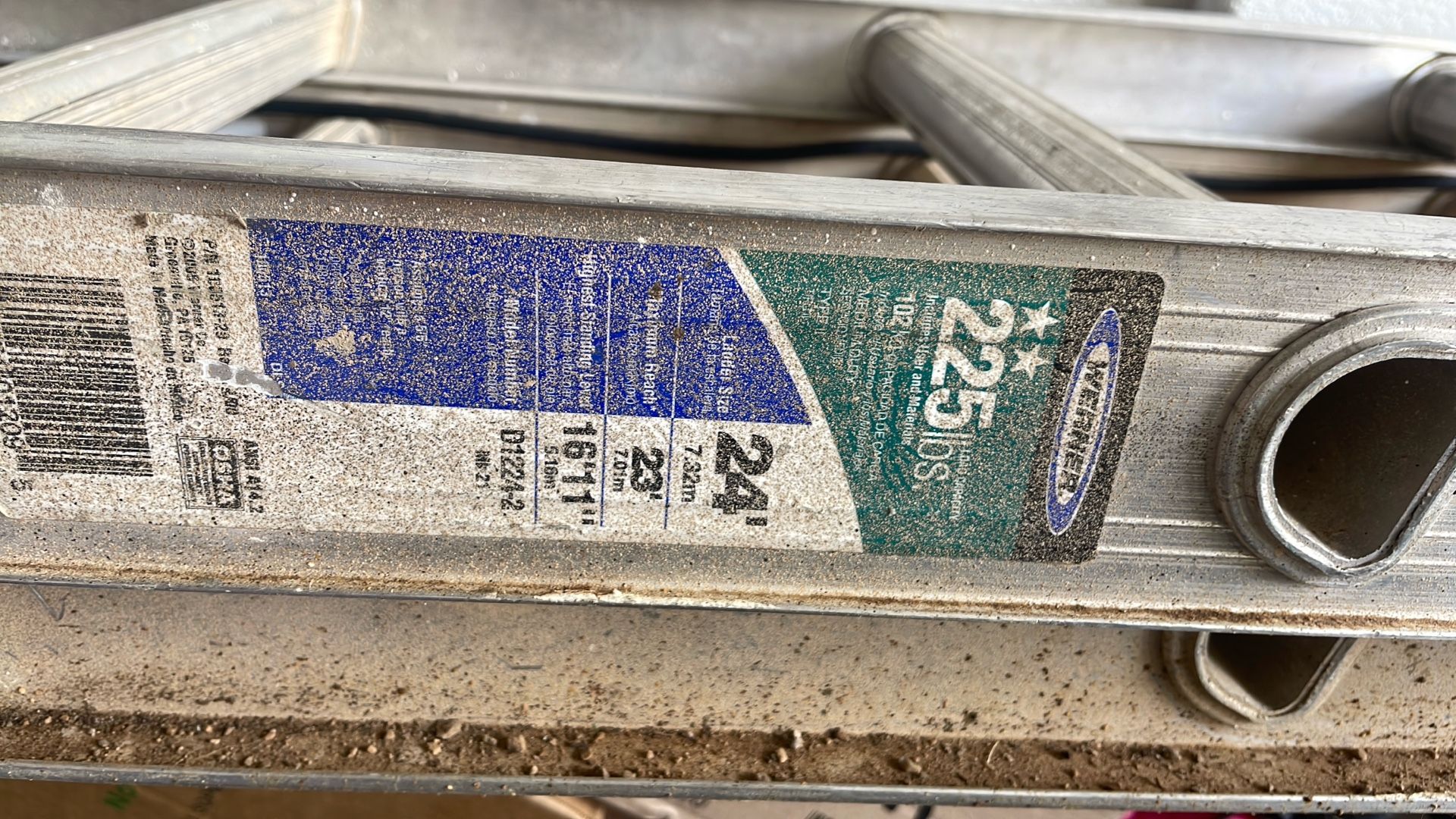 24 Foot Ladder 